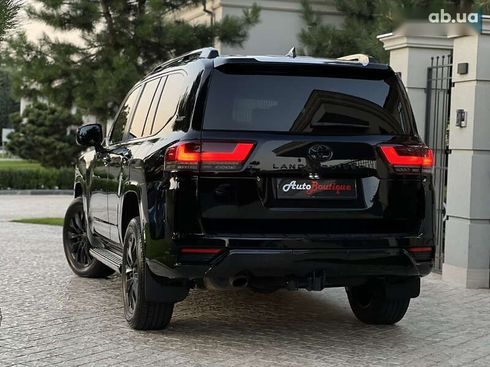 Toyota Land Cruiser 2021 - фото 11