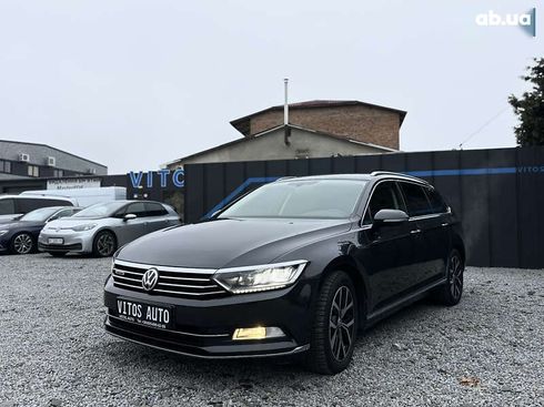 Volkswagen Passat 2018 - фото 14