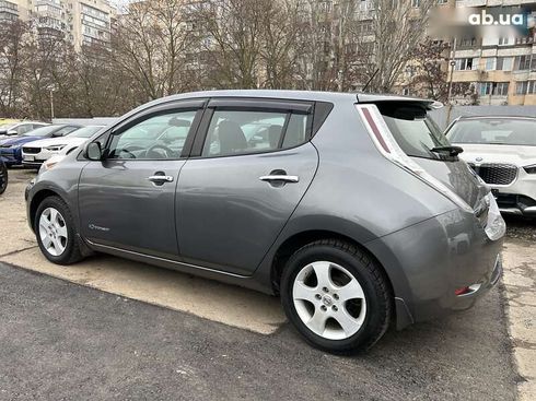 Nissan Leaf 2015 - фото 18