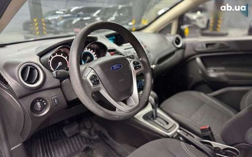 Ford Fiesta 2017 - фото 8