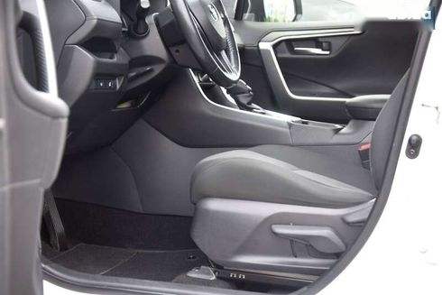 Toyota RAV4 2020 - фото 20