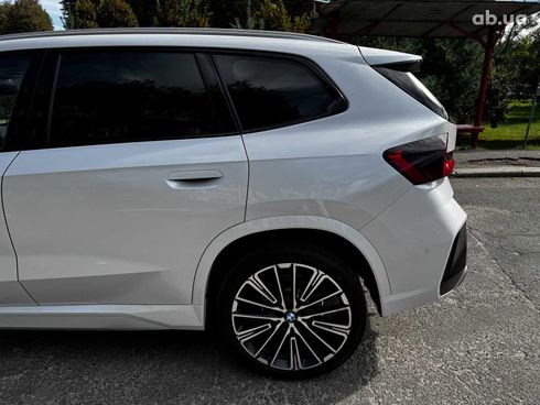 BMW X1 2024 белый - фото 13