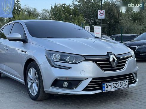 Renault Megane 2016 - фото 8