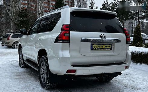 Toyota Land Cruiser Prado 2020 - фото 5