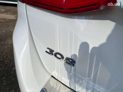 Peugeot 308 2015 - фото 19