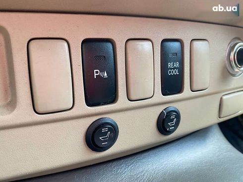 Toyota Fortuner 2013 - фото 21