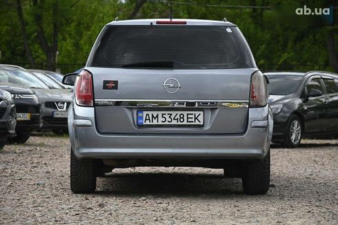 Opel Astra 2005 - фото 8