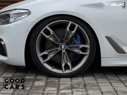 BMW 5 серия 2019 - фото 11