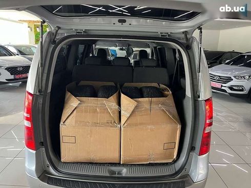 Hyundai H-1 2016 - фото 9