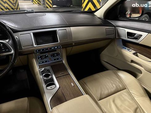 Jaguar XF 2013 - фото 17
