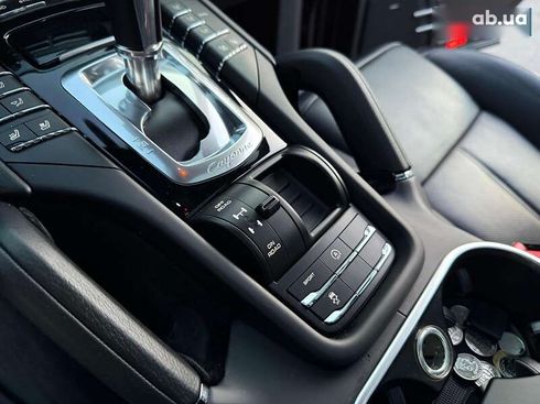 Porsche Cayenne 2017 - фото 28