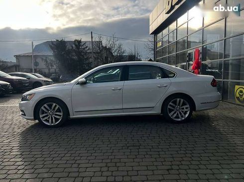 Volkswagen Passat 2017 - фото 4