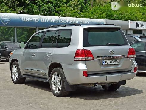 Toyota Land Cruiser 2007 - фото 9