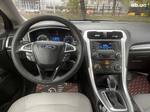 Ford Fusion 2016 - фото 25