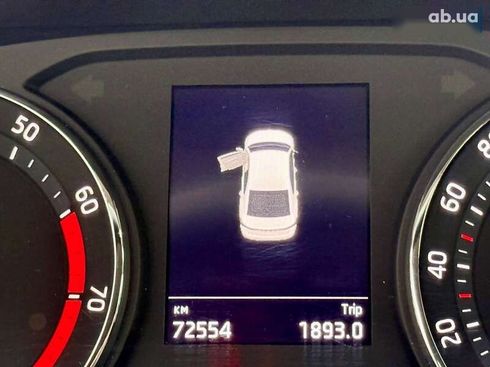 Skoda Octavia 2021 - фото 27