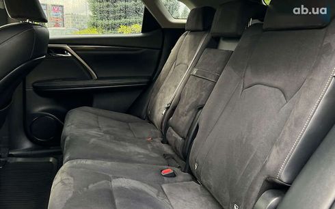 Lexus RX 2018 - фото 18