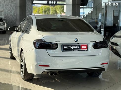 BMW 3 серия 2016 белый - фото 19