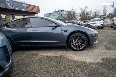 Tesla Model 3 2021 - фото 5