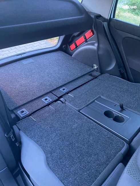 Volkswagen Golf 2005 серебристый - фото 18
