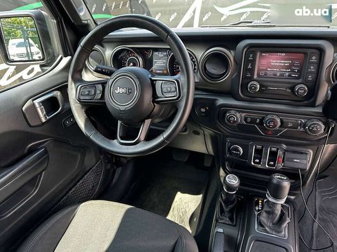 Jeep Wrangler 2018 - фото 16