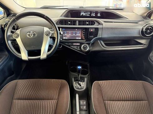 Toyota Aqua 2015 - фото 22
