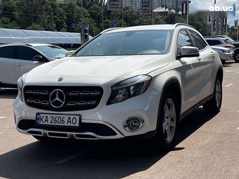 Mercedes-Benz GLA-Класс 2018 - фото 2