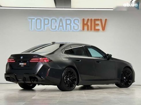 BMW M5 2024 - фото 6