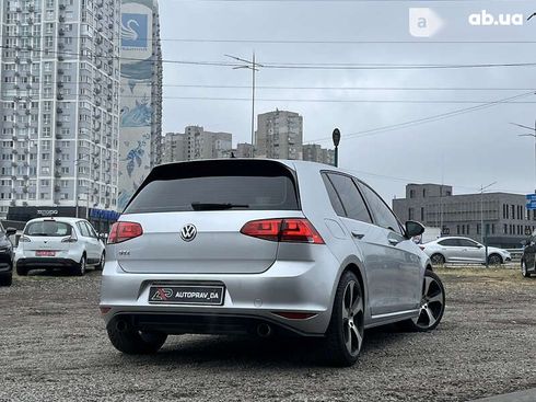 Volkswagen Golf GTI 2015 - фото 8