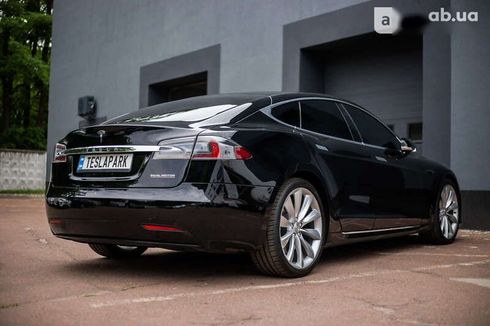 Tesla Model S 2020 - фото 9