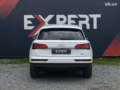 Audi Q5 2018 - фото 4