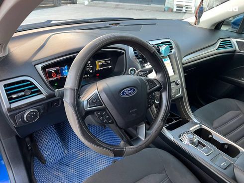 Ford Fusion 2018 синий - фото 17