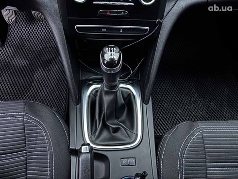 Renault Megane 2016 белый - фото 23