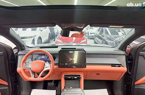 BYD Tang 2025 - фото 11