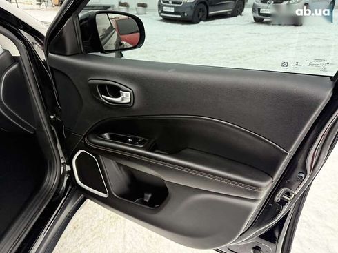 Jeep Compass 2018 - фото 17