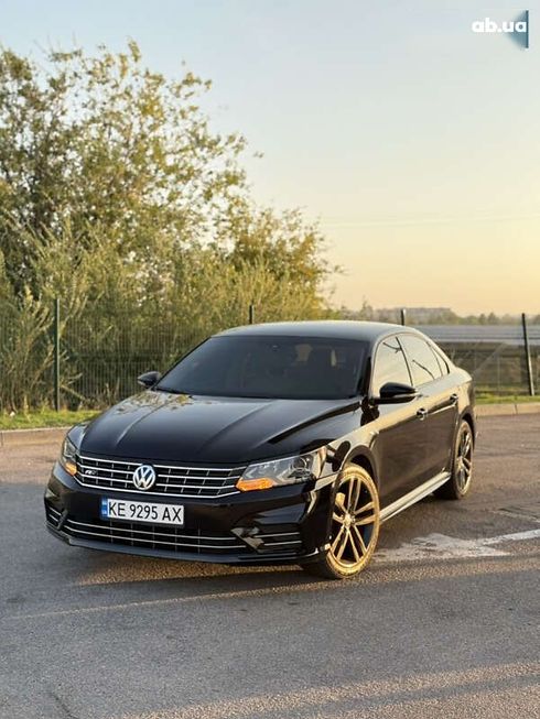 Volkswagen Passat 2018 - фото 10