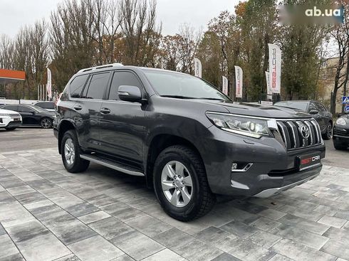 Toyota Land Cruiser Prado 2020 - фото 11