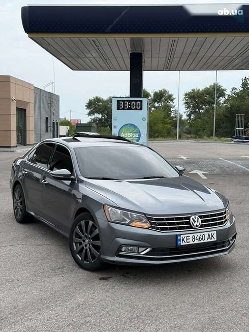 Volkswagen Passat 2017 - фото 10