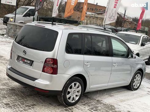 Volkswagen Touran 2008 - фото 16