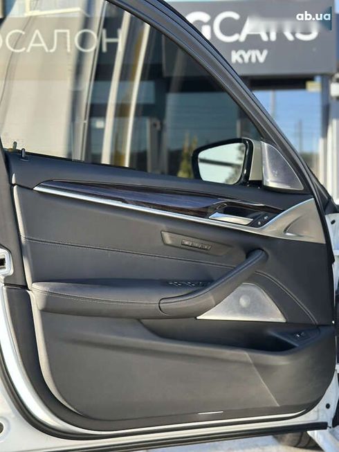 BMW 5 серия 2020 - фото 25