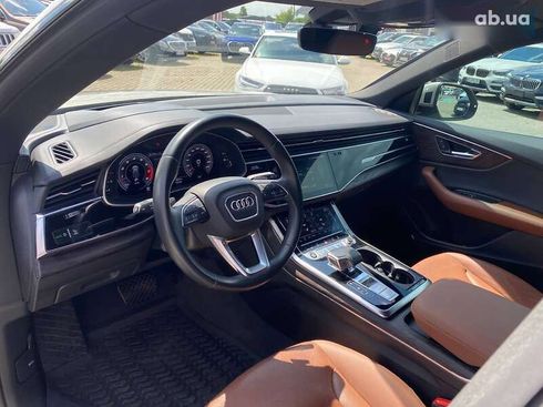 Audi Q8 2021 - фото 11