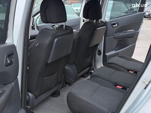 Peugeot 5008 2011 серый - фото 31