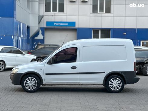 Opel Combo 2011 белый - фото 8