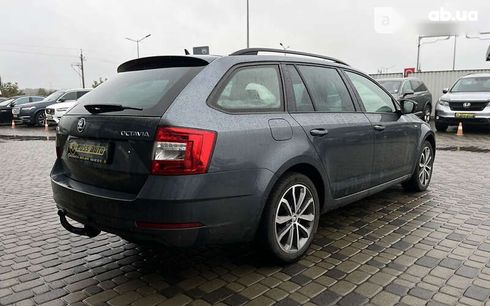 Skoda Octavia 2019 - фото 7