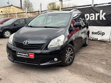Продажа б/у универсал Toyota Verso - купить на Автобазаре