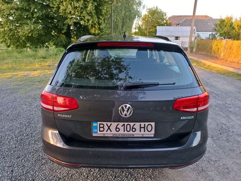 Volkswagen Passat 2018 серый - фото 8