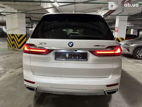 BMW X7 2021 - фото 9