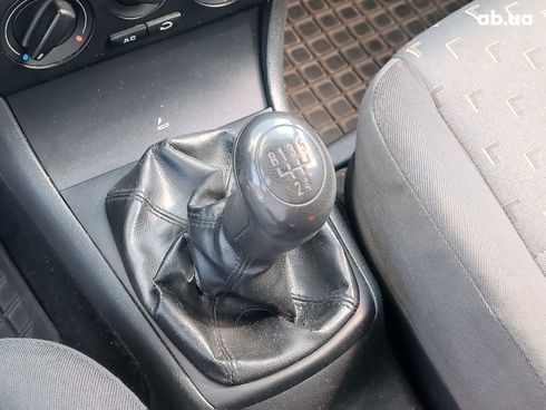 Skoda Octavia 2007 белый - фото 20