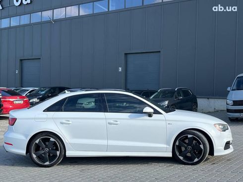 Audi A3 2016 белый - фото 4