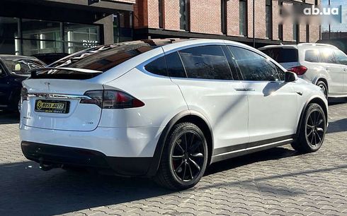 Tesla Model X 2018 - фото 6