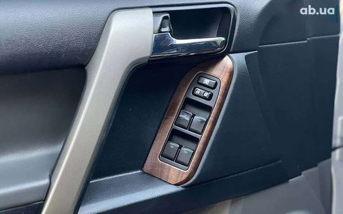 Toyota Land Cruiser 2012 - фото 9